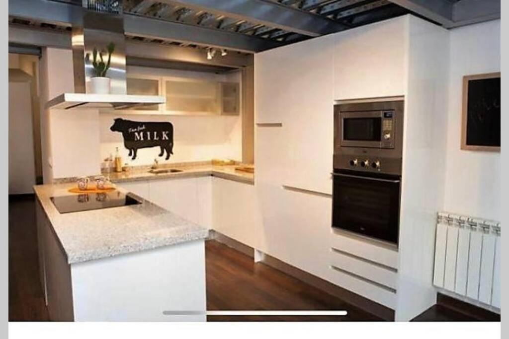 Apartamento LUJOSO LOFT a 2min a pie del casco histórico Sevilla Exterior foto