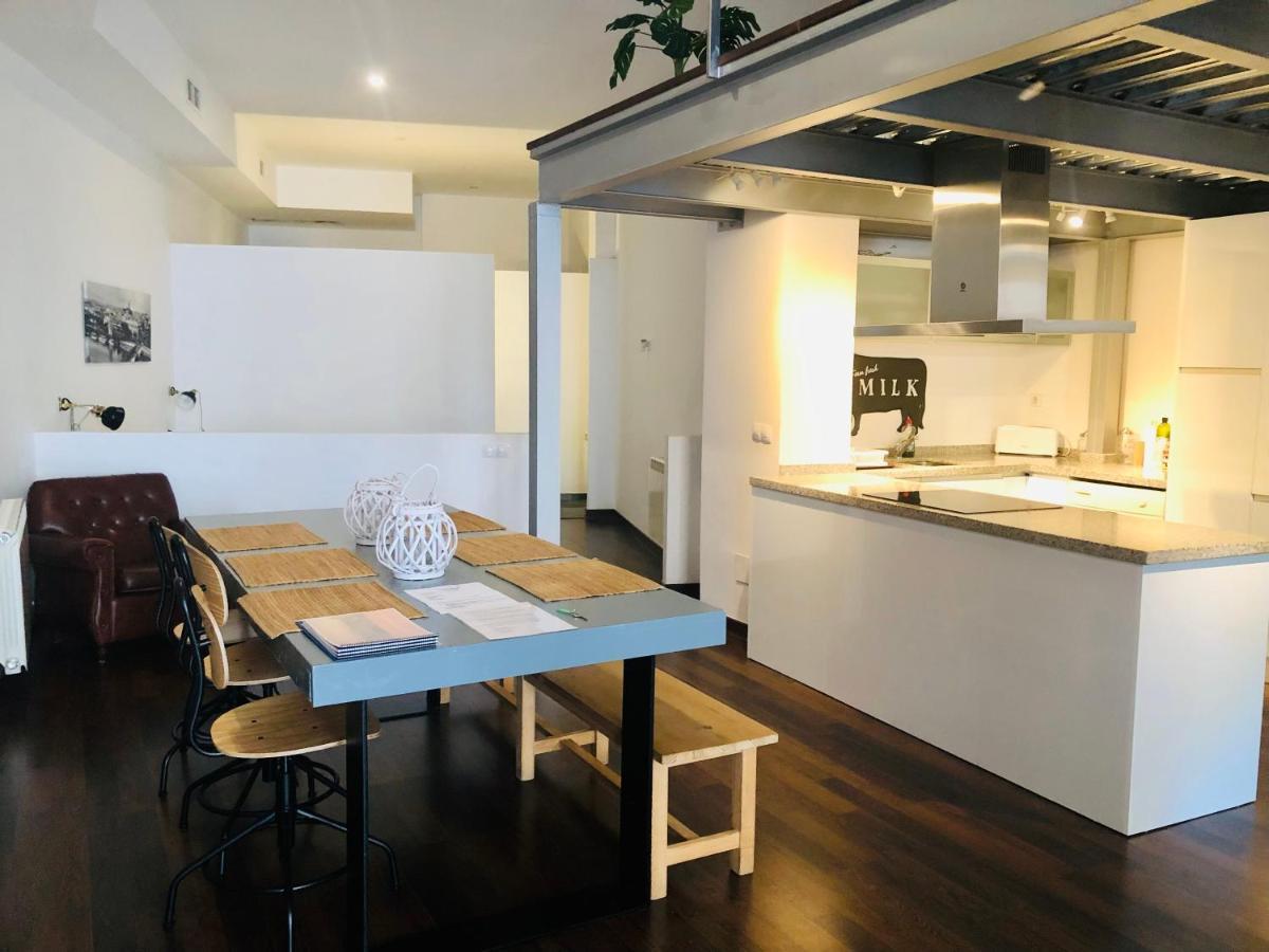 Apartamento LUJOSO LOFT a 2min a pie del casco histórico Sevilla Exterior foto